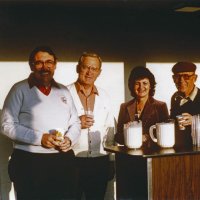11/5-7/82 - 2nd Cabinet Meeting, Carmel - L to R: Handford Clews, Fred Ulrich, Margot Clews, and Al Fregosi. Enjoying gin fizzes in the morning before golf.