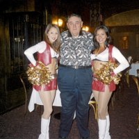 10/17/07 - Sodini’s Bertolucci’s Ristorante, South San Francisco - Handford Clews posing with 49er Gold Rush girls Asha and Lauren.