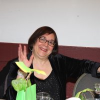 12-15-16 - Club Christmas Party, Basque Cultural Center, South San Francisco - Viela du Pont waving Hello.